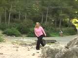 034014 Cindy Just Manages To Pee Before The Crowds Arrive 4