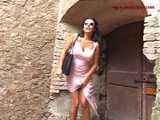 016132 Eve Takes Her Last Daring Pee In The Walled Town  6