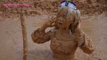 Xiaomeng as Barbara Stuck in the Mud 7