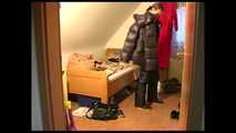 An original full length video from www.skipolis.de with shiny nylon down clothes 10