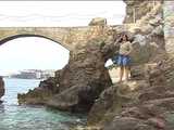 030038 Salma Takes A Scenic Pee Into The Bay 4