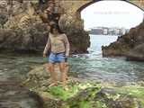 030038 Salma Takes A Scenic Pee Into The Bay 5