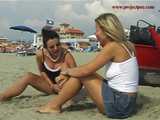 023058 Ewa Takes A Discrete Pee On The Crowded Beach 8
