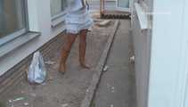 047004 Yassie Takes A Long Pee By A Very Busy Main Road 6