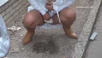 047004 Yassie Takes A Long Pee By A Very Busy Main Road 8