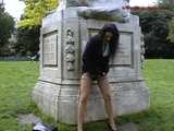 016082 Eve Takes A Pee Break By The Alfred de Musset Statue 7