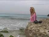 034024 Cindy Takes A Long Pee Into The Waves 6