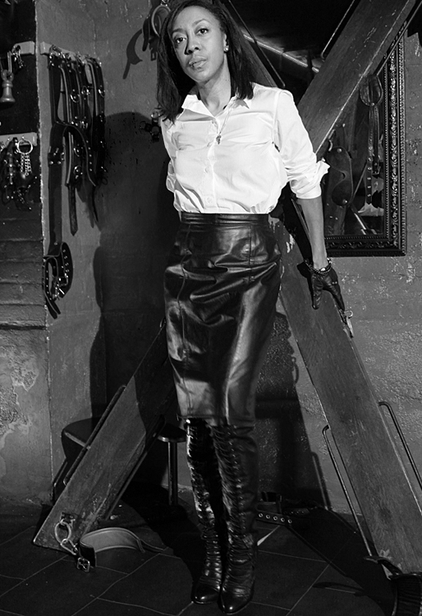 GOVERNESS PAINLESS